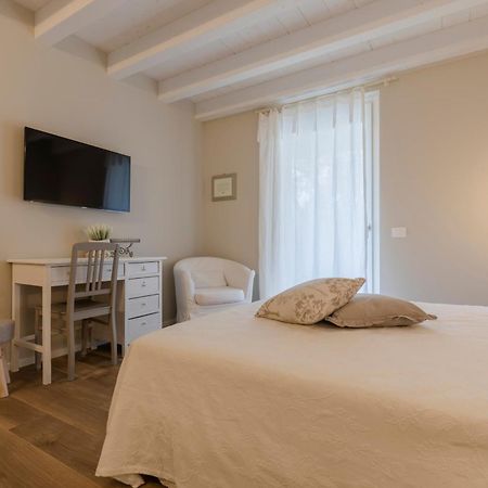 Il Cantuccio Sul Garda - Relais Di Charme Cavaion Veronese Exterior photo